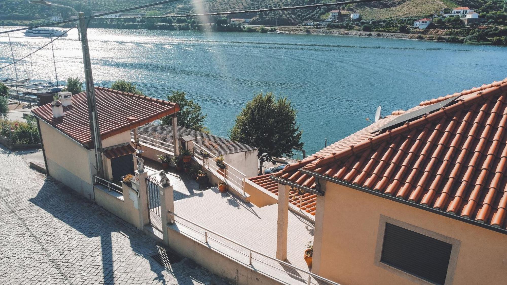 Вилла Vivenda A Beira Rio Армамар Экстерьер фото